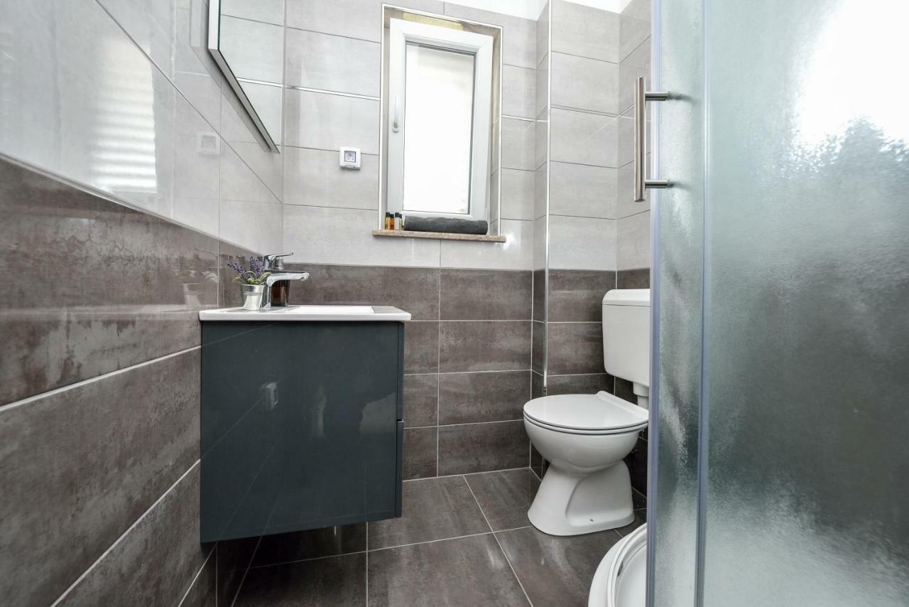 Apartments Feel Good Sukosan Ngoại thất bức ảnh
