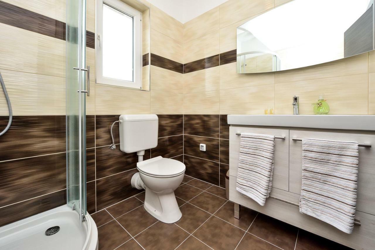 Apartments Feel Good Sukosan Ngoại thất bức ảnh