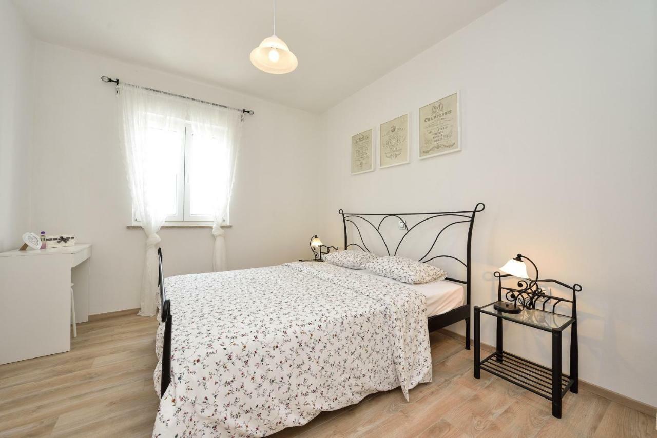 Apartments Feel Good Sukosan Ngoại thất bức ảnh
