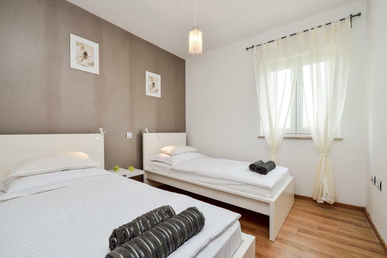 Apartments Feel Good Sukosan Ngoại thất bức ảnh